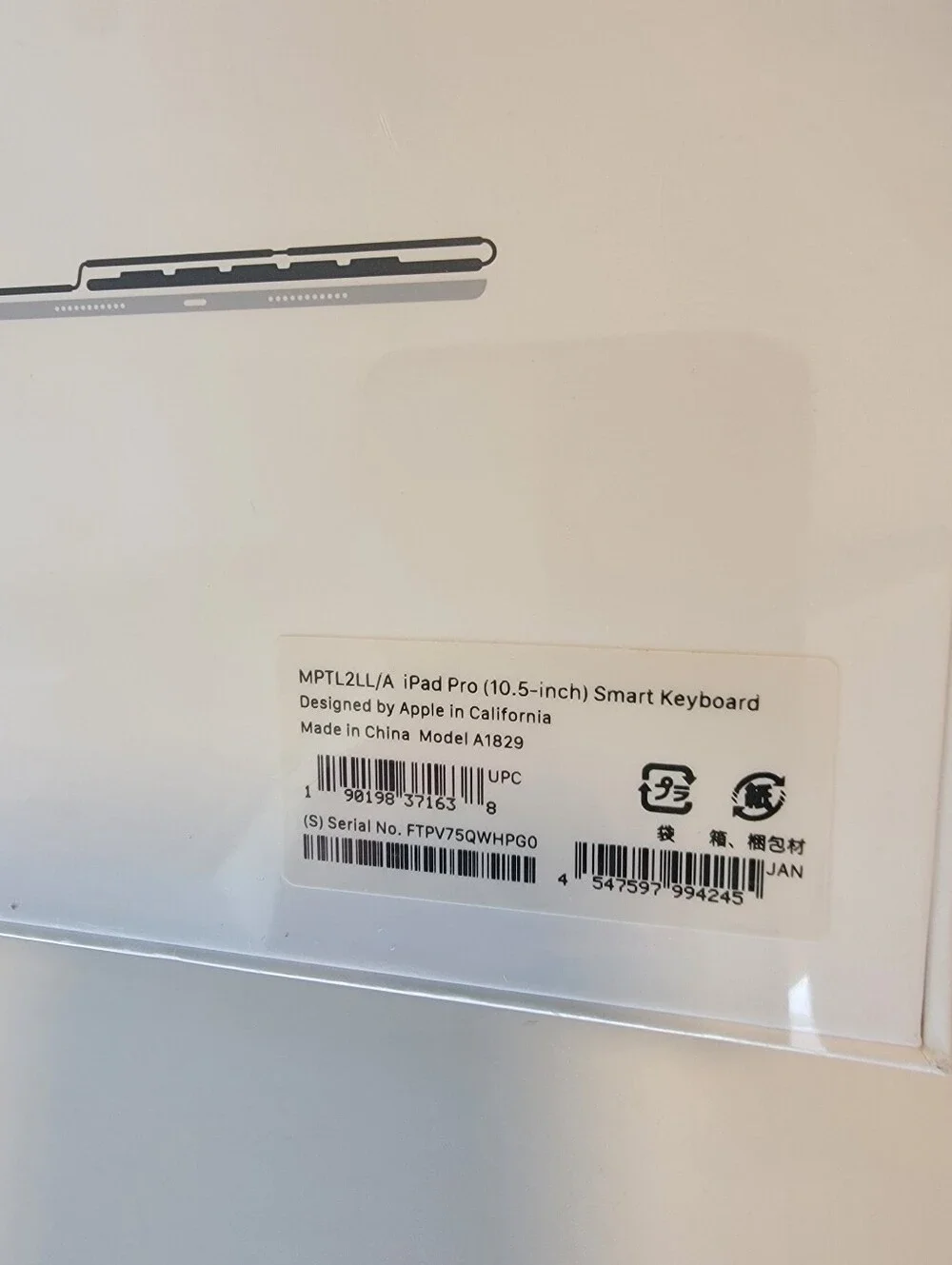 New NIB IPAD Pro Smart Keyboard 10.5 Inch